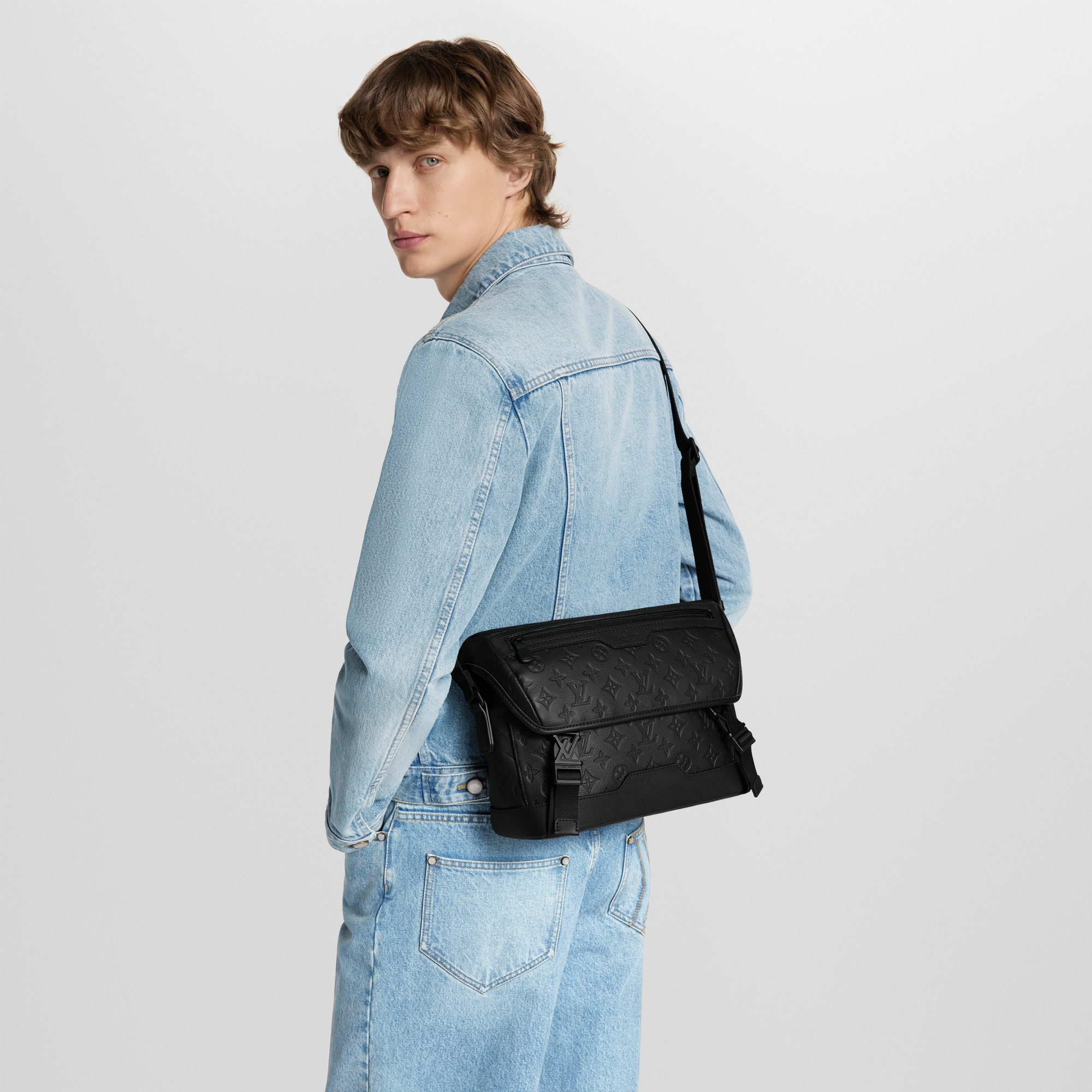 Messenger Voyager PM Monogram Shadow - Men - Bags | LOUIS VUITTON ®